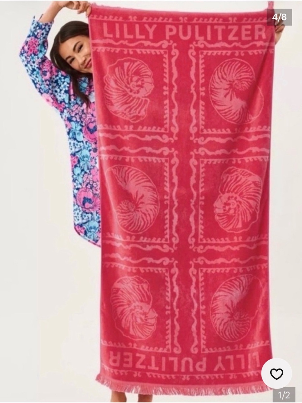 Lilly Pulitzer Jacquard Beach Towel in Paradise Punch